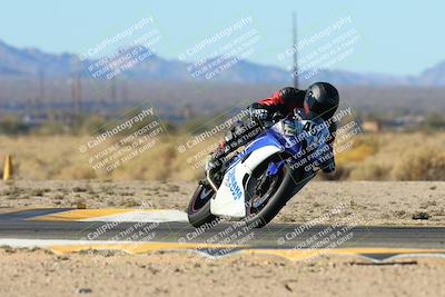 media/Jan-12-2025-CVMA (Sun) [[be1d2b16e3]]/Race 2-Supersport Middleweight/